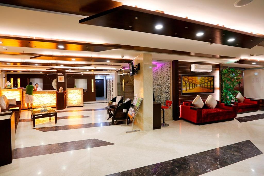 Airport La Sapphire Hotel & Restaurant Nuova Delhi Esterno foto